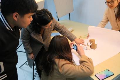 说明: F:\雷竞技raybat竞猜\实验室海报\商品拍摄实训室\商品拍摄实训室文化建设素材\IMG_0245.JPG